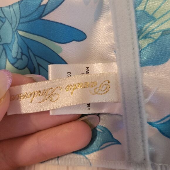 NWT๐ย Pamela Anderson๐โGarter Belt Sz M ๐ - Picture 4 of 9